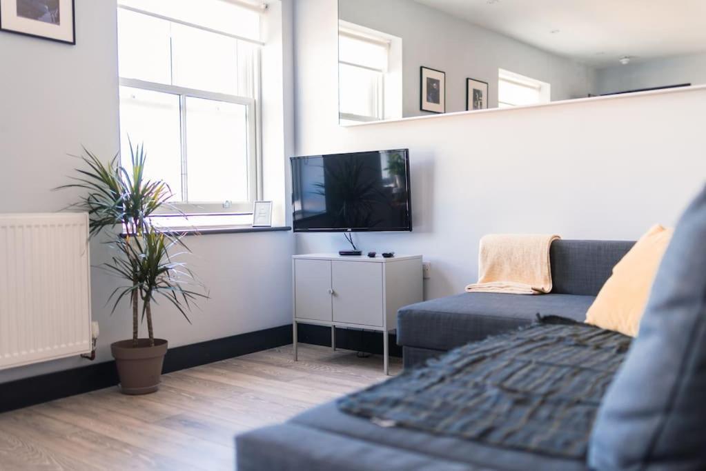 The Sunset Apartment - Margate Beach - By Goldex Coastal Breaks Eksteriør billede